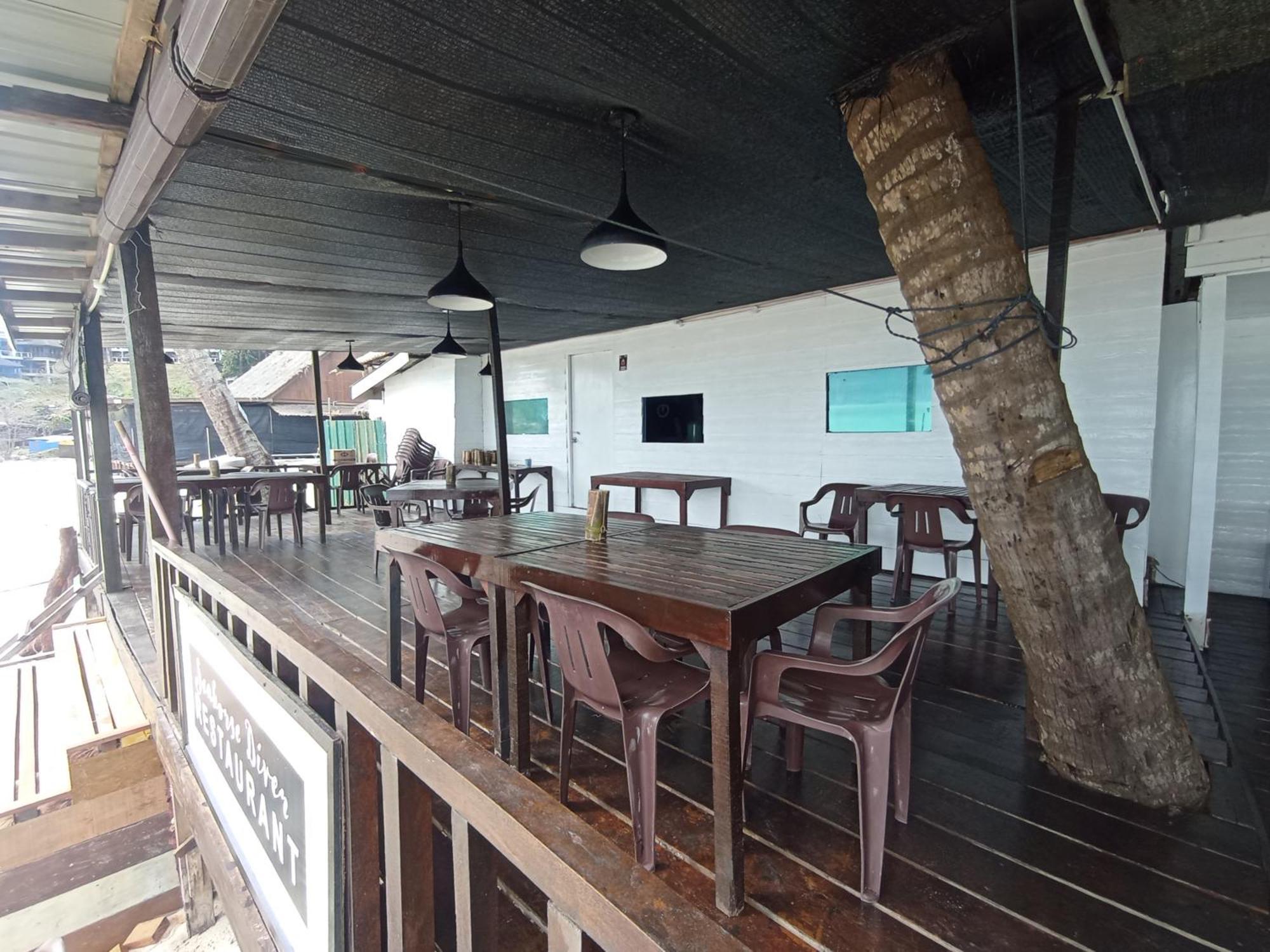 Seahorse Diver Guesthouse Kampong Pasir Panjang  Exteriör bild